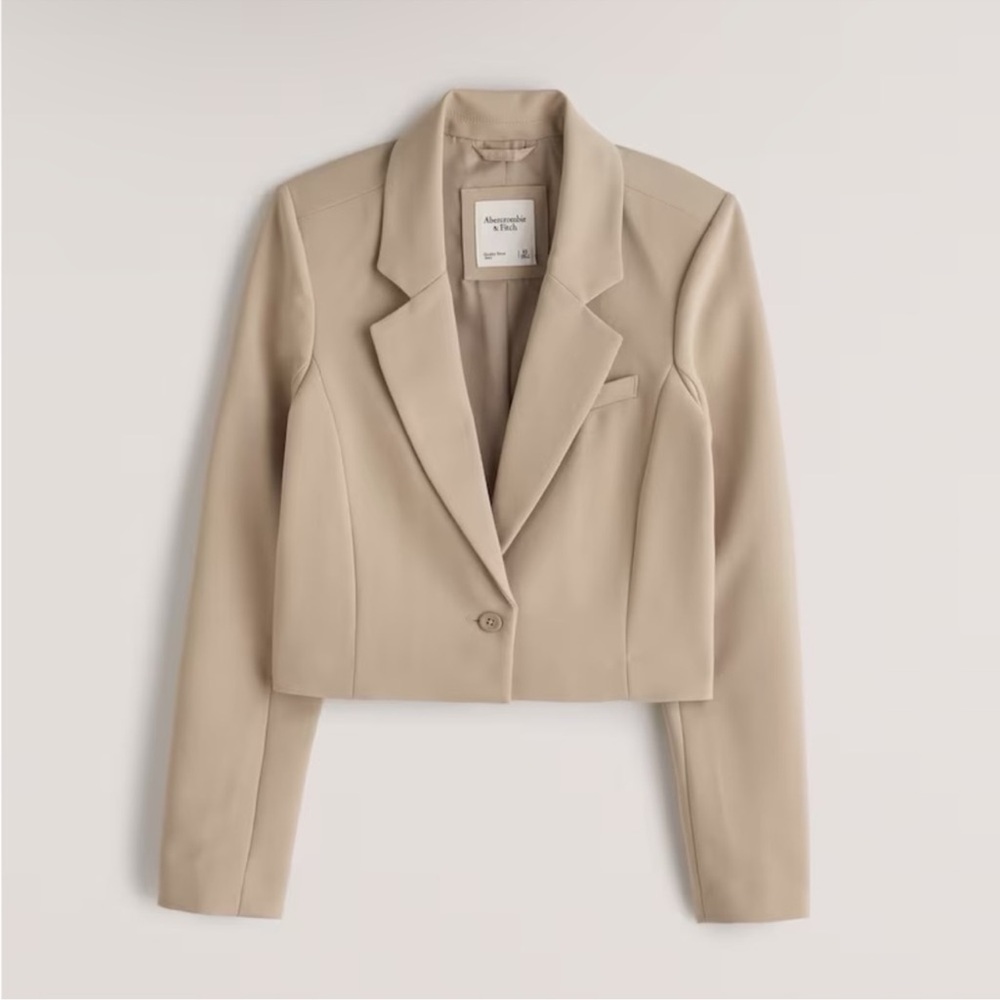 Abercrombie • Cropped blazer in nomad brown